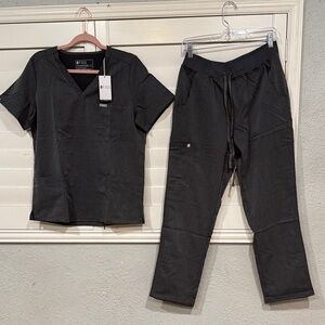 Figs Charcoal Women's Short Sleeve Top